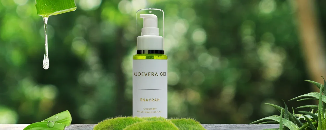 Snayrah Aloe Vera Gel for Her with Cucumber and Aloe Vera Drop.